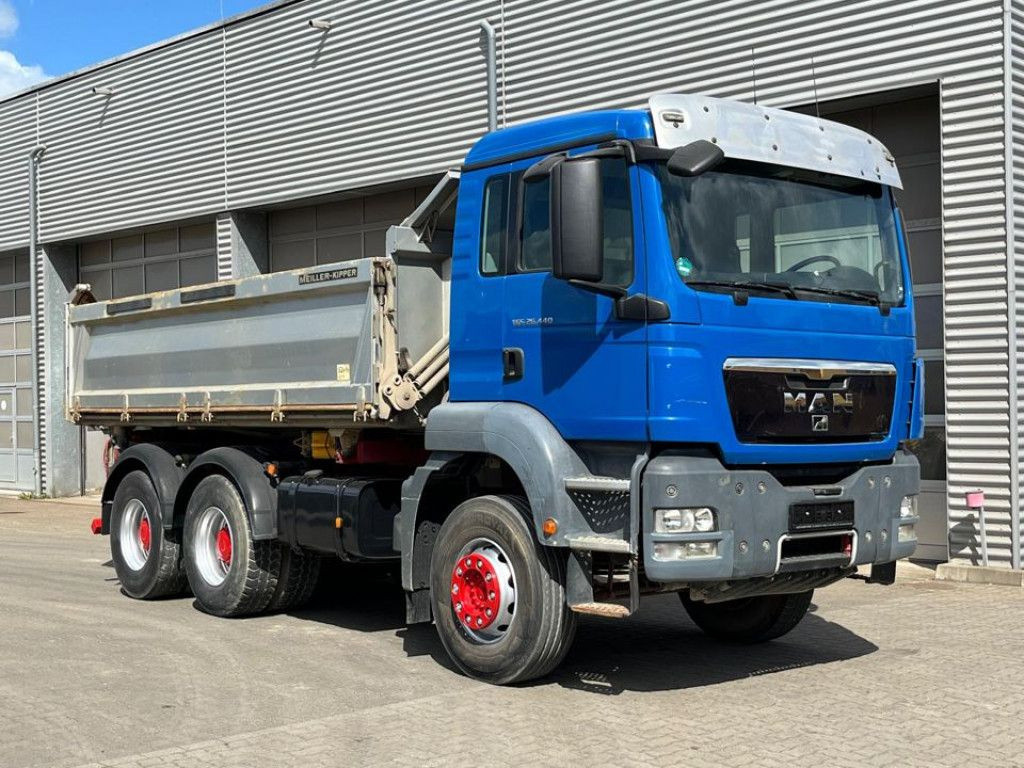 MAN TG-S 26.440 6x4 BB 3-Achs Kipper MeillerSchalter MAN TG-S 26.440 6x4 BB 3-Achs Kipper MeillerSchalter - Самосвал камион: снимка 2 MAN TG-S 26.440 6x4 BB 3-Achs Kipper MeillerSchalter MAN TG-S 26.440 6x4 BB 3-Achs Kipper MeillerSchalter - Самосвал камион: снимка 2