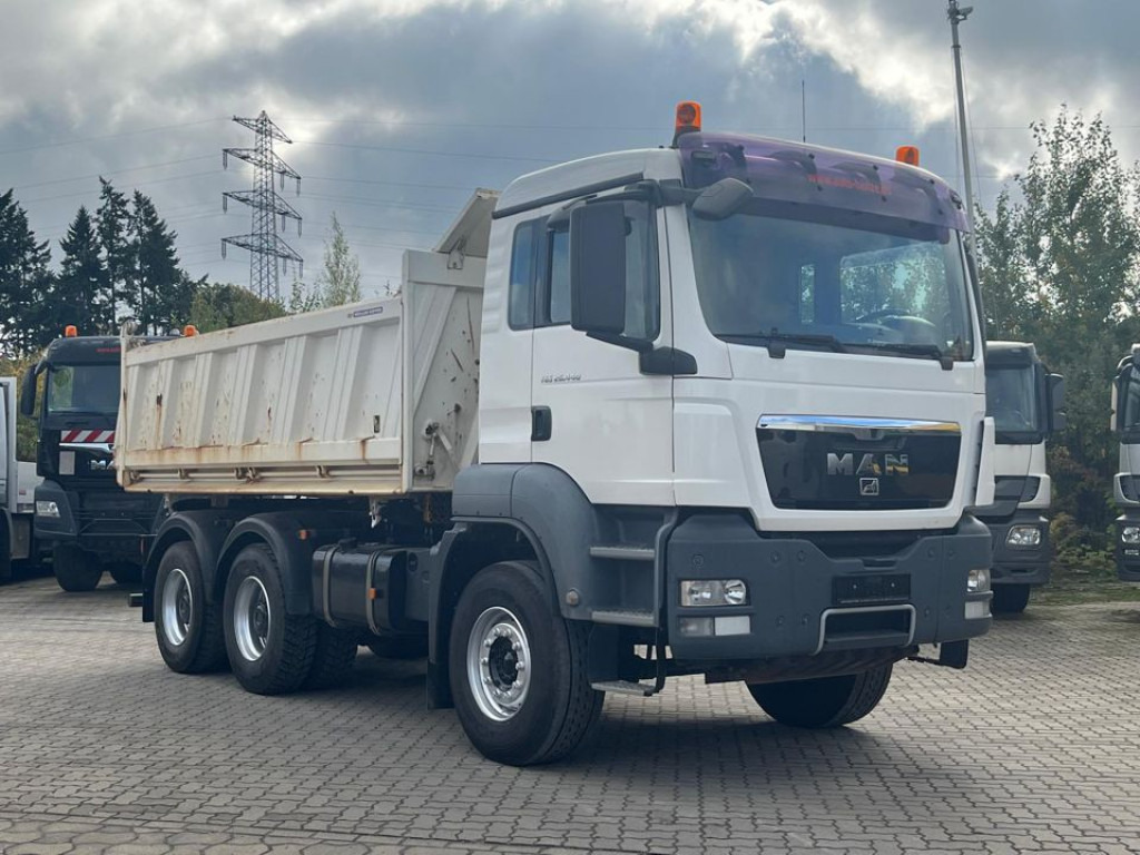 MAN TG-S 26.440 6x4 BB 3-Achs Kipper Schalter - Самосвал камион: снимка 5 MAN TG-S 26.440 6x4 BB 3-Achs Kipper Schalter - Самосвал камион: снимка 5