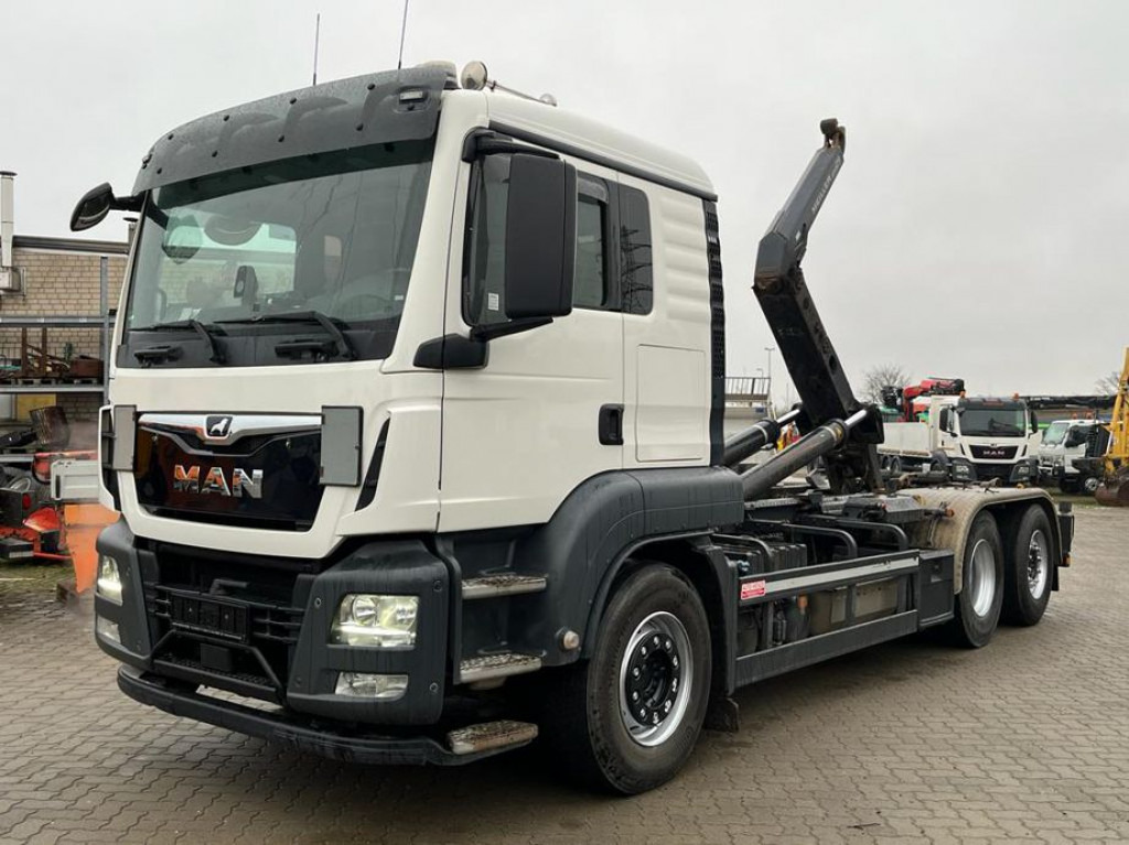 MAN TG-S 26.460 6x2-2 BL Abrollkipper Meiller, Funk - Мултилифт с кука камион: снимка 1 MAN TG-S 26.460 6x2-2 BL Abrollkipper Meiller, Funk - Мултилифт с кука камион: снимка 1