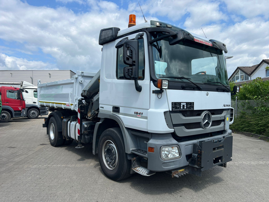 MERCEDES-BENZ Actros 1841 K 2-Achs Kipper Kran Funk 2xhydr+Greifer - Самосвал камион, Камион с кран: снимка 5 MERCEDES-BENZ Actros 1841 K 2-Achs Kipper Kran Funk 2xhydr+Greifer - Самосвал камион, Камион с кран: снимка 5