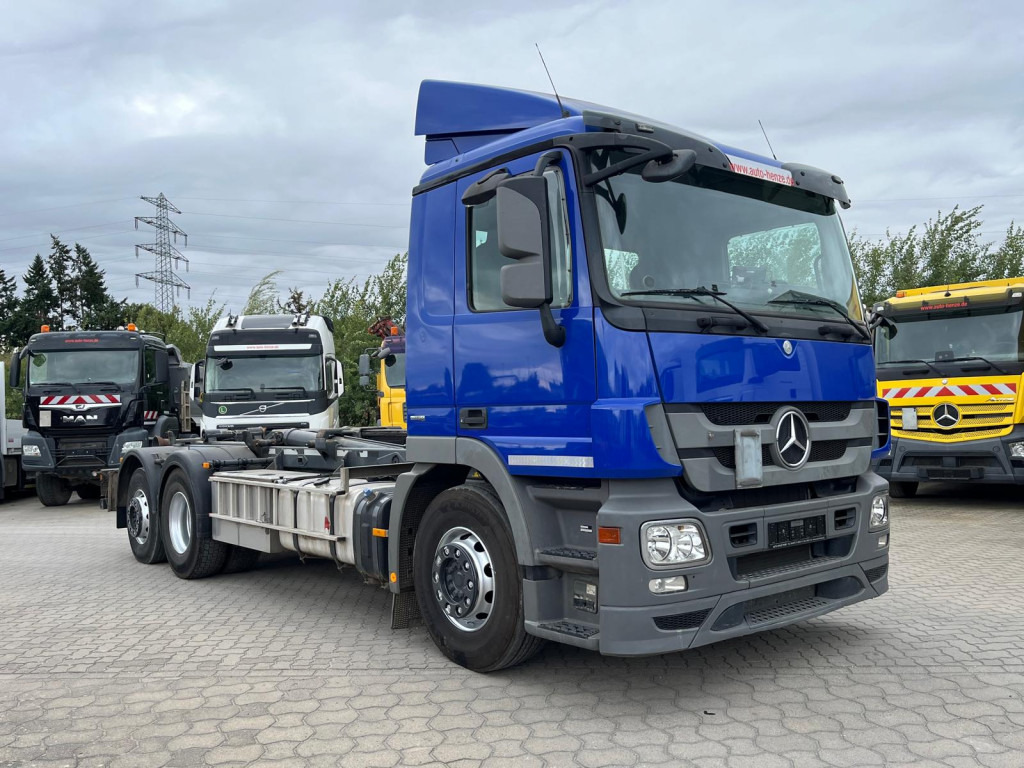 MERCEDES-BENZ Actros 2541 L6x2 Abrollkipper Meiller Schub+Knick - Мултилифт с кука камион: снимка 5 MERCEDES-BENZ Actros 2541 L6x2 Abrollkipper Meiller Schub+Knick - Мултилифт с кука камион: снимка 5