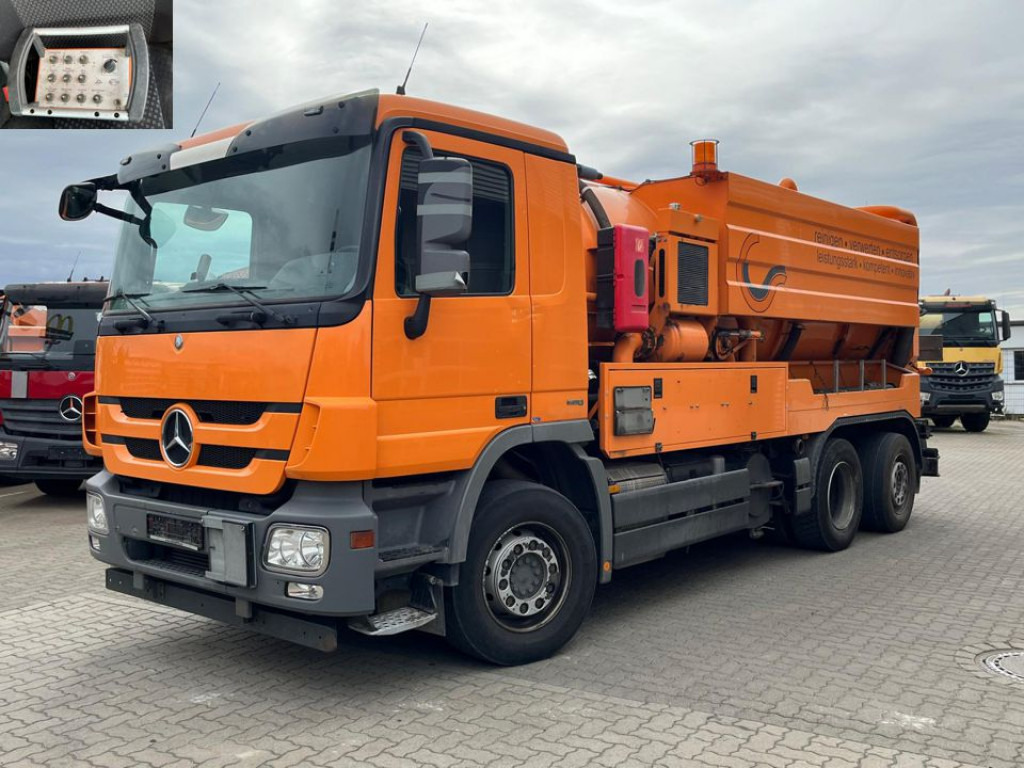 MERCEDES-BENZ Actros 2546 L 6x2 Saug + Spülwagen super Zustand ADR - Каналопочистваща машина: снимка 1 MERCEDES-BENZ Actros 2546 L 6x2 Saug + Spülwagen super Zustand ADR - Каналопочистваща машина: снимка 1