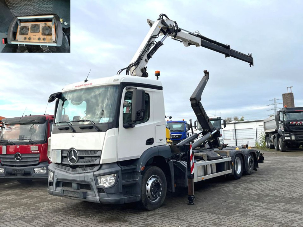 MERCEDES-BENZ Antos 2543 L 6x2 Abrollkipper mit Kran Funk+Greiferst. - Мултилифт с кука камион, Камион с кран: снимка 1 MERCEDES-BENZ Antos 2543 L 6x2 Abrollkipper mit Kran Funk+Greiferst. - Мултилифт с кука камион, Камион с кран: снимка 1