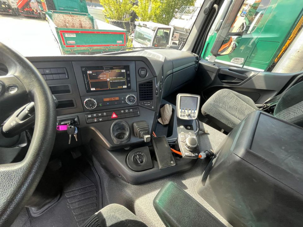 Самосвал камион MERCEDES-BENZ Arocs 2135 AK 4x4 2-Achs Allradkipper Kommunalhydr.: снимка 14