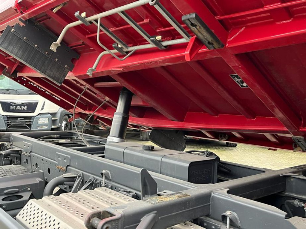 MERCEDES-BENZ Atego 1530 K 2-Achs Kipper Meiller - Самосвал камион: снимка 4 MERCEDES-BENZ Atego 1530 K 2-Achs Kipper Meiller - Самосвал камион: снимка 4