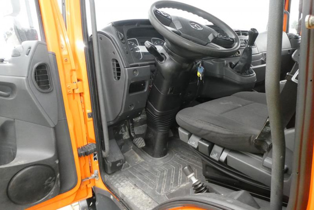 MERCEDES-BENZ Atego 818 K 2-Achs Kipper Schalter - Бус самосвал: снимка 3 MERCEDES-BENZ Atego 818 K 2-Achs Kipper Schalter - Бус самосвал: снимка 3