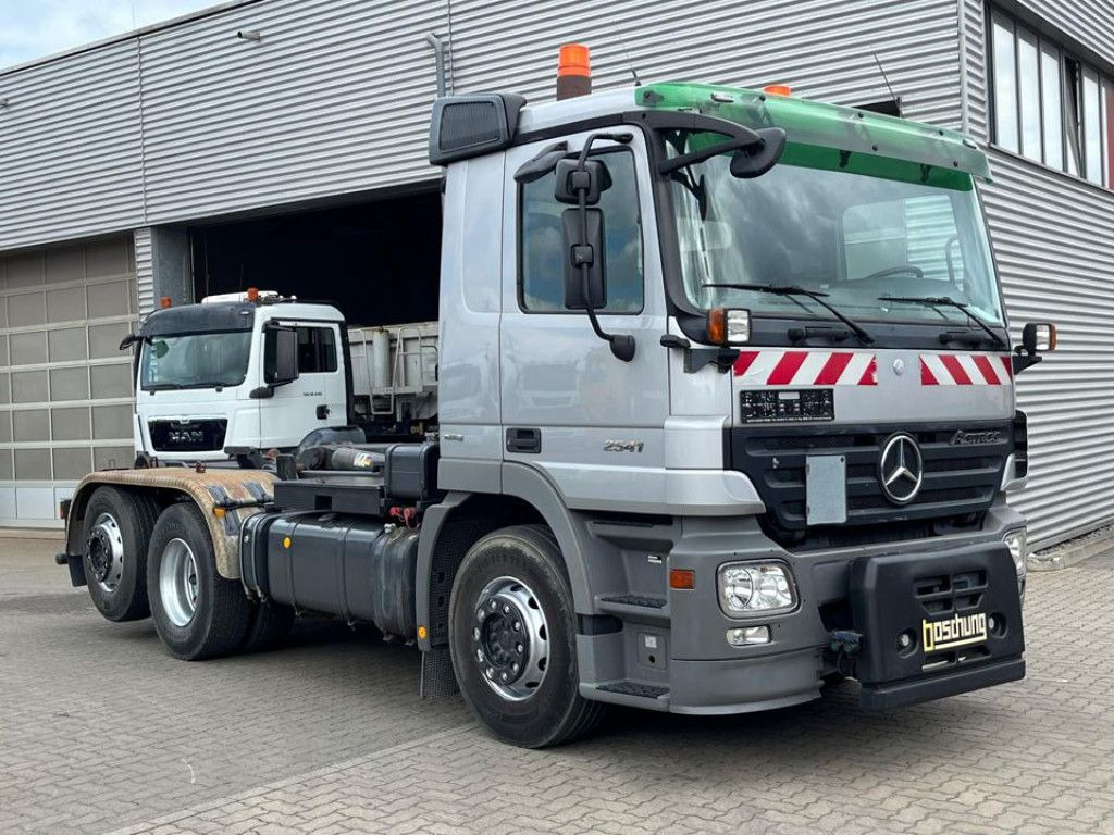 Mercedes-Benz Actros 2641 L 6x2 Abrollkipper 159TKM kuz.Radsta - Мултилифт с кука камион: снимка 2 Mercedes-Benz Actros 2641 L 6x2 Abrollkipper 159TKM kuz.Radsta - Мултилифт с кука камион: снимка 2