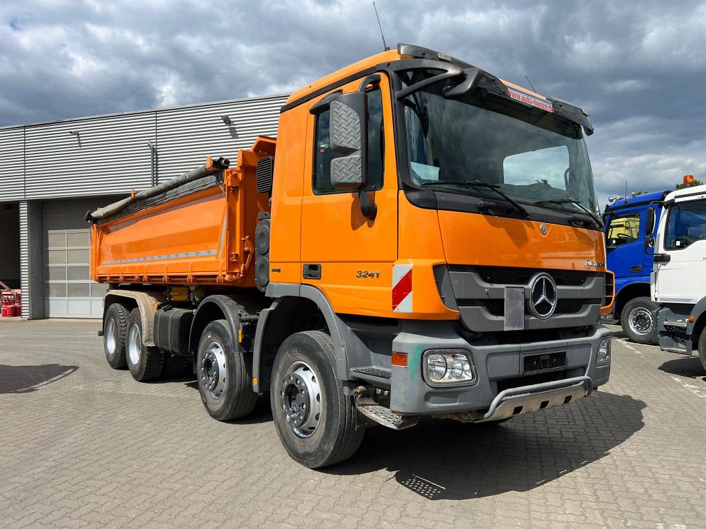 Mercedes-Benz Actros 3241 K 8x4 4-Achs Kipper Meiller Deutsch - Самосвал камион: снимка 2 Mercedes-Benz Actros 3241 K 8x4 4-Achs Kipper Meiller Deutsch - Самосвал камион: снимка 2