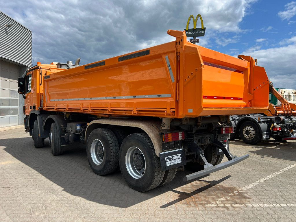 Mercedes-Benz Actros 3241 K 8x4 4-Achs Kipper Meiller Deutsch - Самосвал камион: снимка 3 Mercedes-Benz Actros 3241 K 8x4 4-Achs Kipper Meiller Deutsch - Самосвал камион: снимка 3