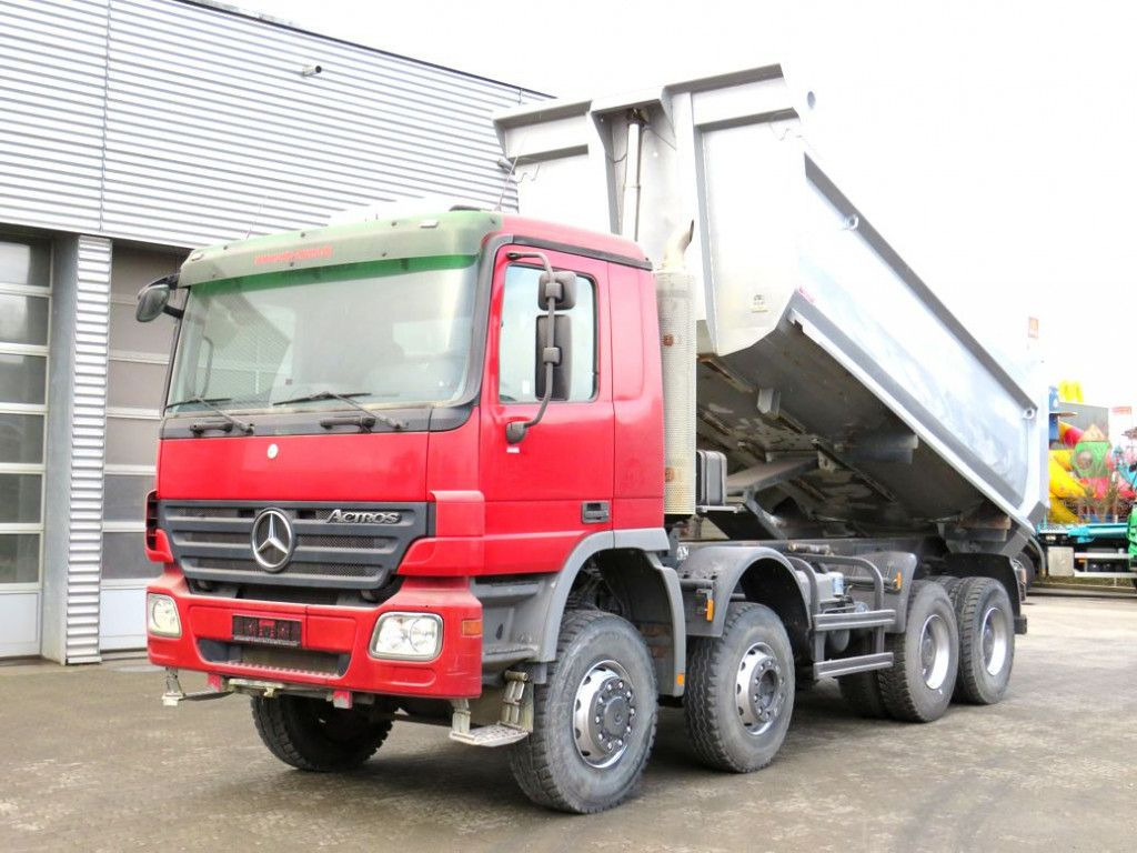 Mercedes-Benz Actros 4141 8x6 4 Achs Muldenkipper Kupplung, 1. - Самосвал камион: снимка 1 Mercedes-Benz Actros 4141 8x6 4 Achs Muldenkipper Kupplung, 1. - Самосвал камион: снимка 1