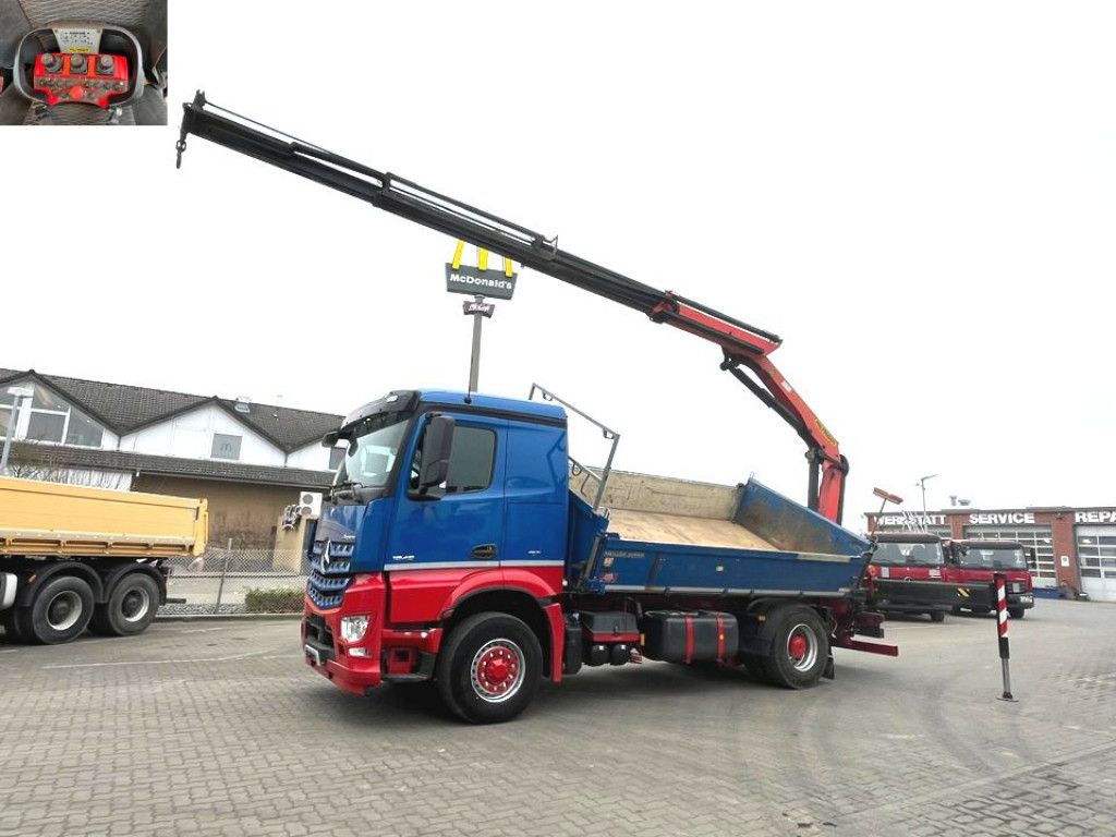 Mercedes-Benz Arocs 1845 4x4 HAD 2-Achs Allradkipper Kran Funk Mercedes-Benz Arocs 1845 4x4 HAD 2-Achs Allradkipper Heckkran - Самосвал камион, Камион с кран: снимка 3 Mercedes-Benz Arocs 1845 4x4 HAD 2-Achs Allradkipper Kran Funk Mercedes-Benz Arocs 1845 4x4 HAD 2-Achs Allradkipper Heckkran - Самосвал камион, Камион с кран: снимка 3