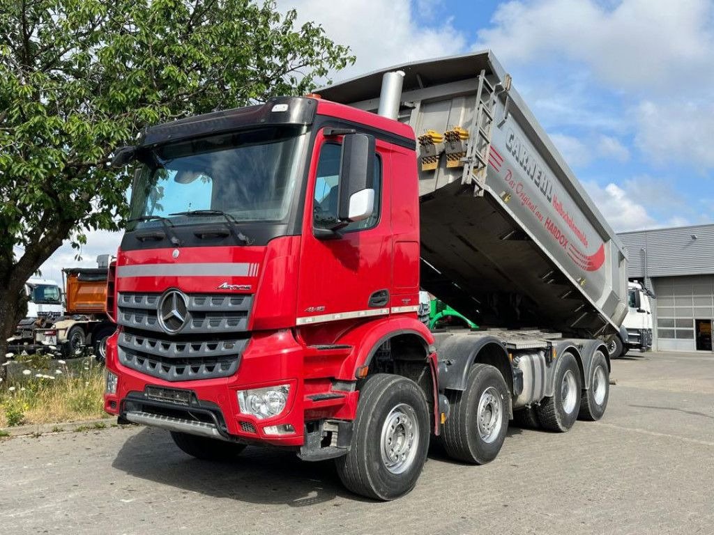 Mercedes-Benz Arocs 4145 8x4 4 Achs Muldenkipper Carnehl Halfp - Мултилифт за контейнери камион: снимка 1 Mercedes-Benz Arocs 4145 8x4 4 Achs Muldenkipper Carnehl Halfp - Мултилифт за контейнери камион: снимка 1