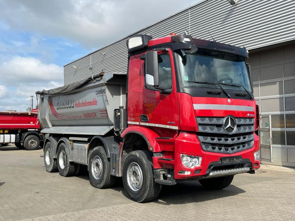 Mercedes-Benz Arocs 4145 8x4 4 Achs Muldenkipper Carnehl Halfp - Самосвал камион: снимка 2 Mercedes-Benz Arocs 4145 8x4 4 Achs Muldenkipper Carnehl Halfp - Самосвал камион: снимка 2