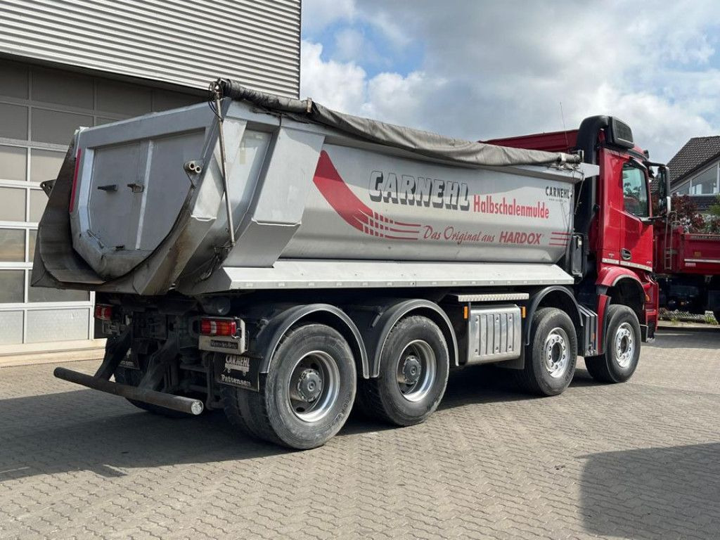 Mercedes-Benz Arocs 4145 8x4 4 Achs Muldenkipper Carnehl Halfp - Самосвал камион: снимка 3 Mercedes-Benz Arocs 4145 8x4 4 Achs Muldenkipper Carnehl Halfp - Самосвал камион: снимка 3