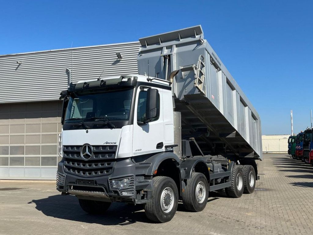 Mercedes-Benz Arocs 4153 8x6 4 Achs Muldenkipper Meiller - Самосвал камион: снимка 1 Mercedes-Benz Arocs 4153 8x6 4 Achs Muldenkipper Meiller - Самосвал камион: снимка 1
