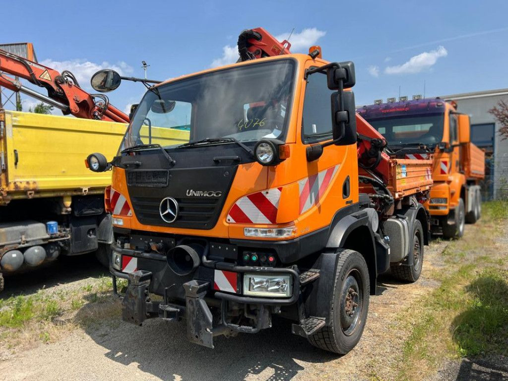 Mercedes-Benz Unimog U20 2-Achs Allradkipper Kran Palfinger Kr - Самосвал камион, Камион с кран: снимка 5 Mercedes-Benz Unimog U20 2-Achs Allradkipper Kran Palfinger Kr - Самосвал камион, Камион с кран: снимка 5