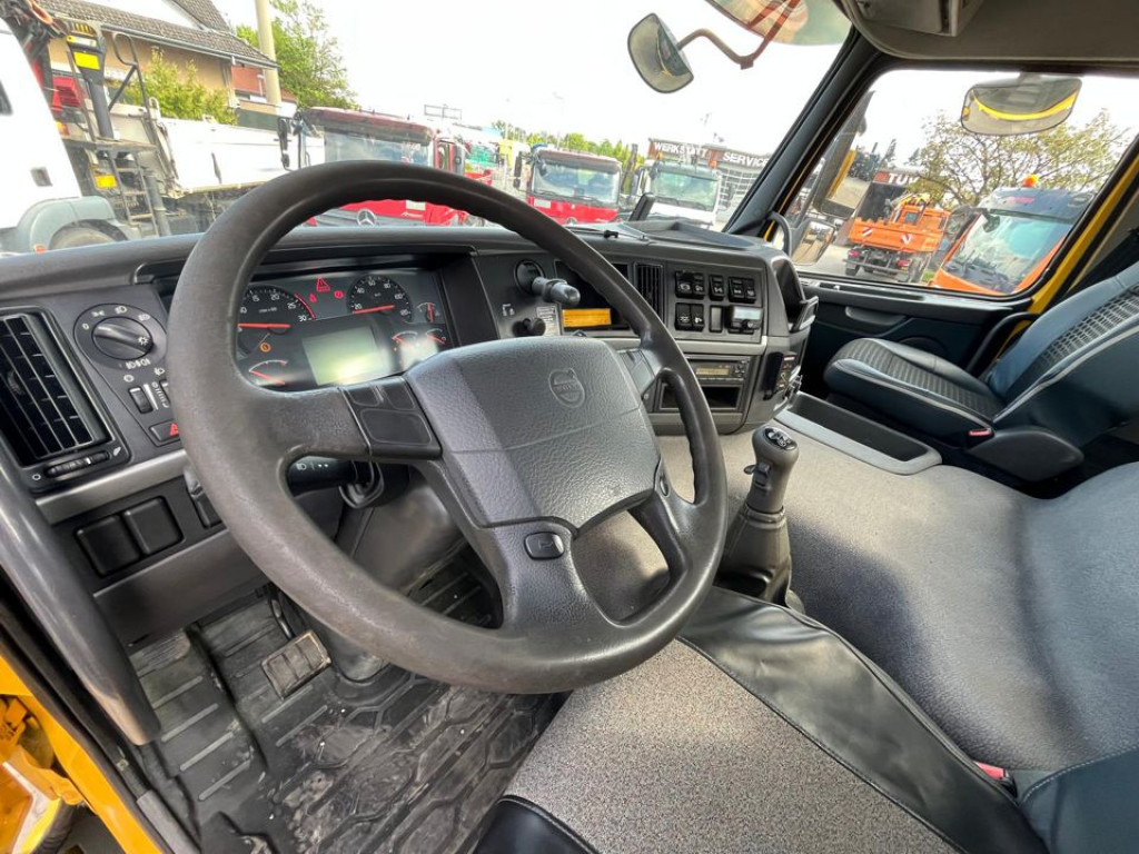 Бордови камион, Камион с кран VOLVO (S) Truck FM 330 4x4 Pritsche Kran Singelreifen Funkfernbedienung: снимка 9