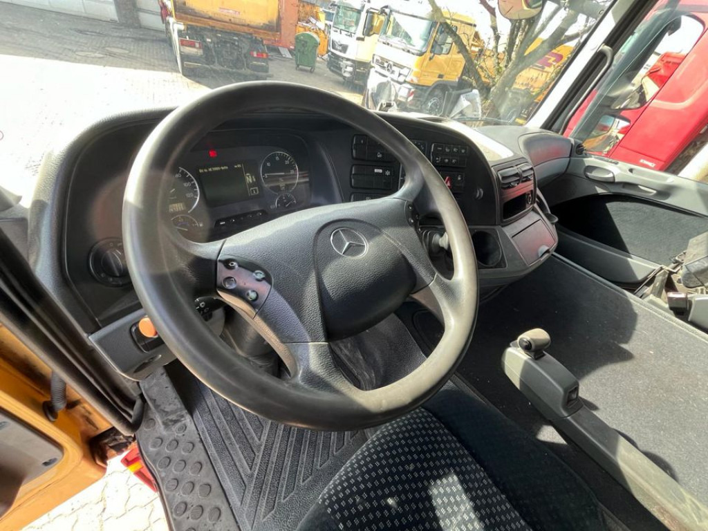MERCEDES-BENZ Actros 1841 LS SZM - Влекач: снимка 5 MERCEDES-BENZ Actros 1841 LS SZM - Влекач: снимка 5