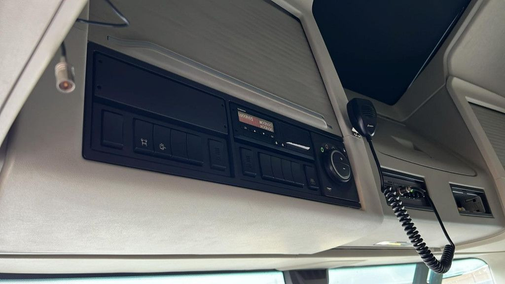 Мултилифт с кука камион Volvo FH 500 6x2 Abrollkipper Funkfernbedienung: снимка 10