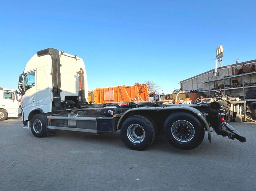 Volvo FH 500 6x2 Abrollkipper Funkfernbedienung - Мултилифт с кука камион: снимка 3 Volvo FH 500 6x2 Abrollkipper Funkfernbedienung - Мултилифт с кука камион: снимка 3