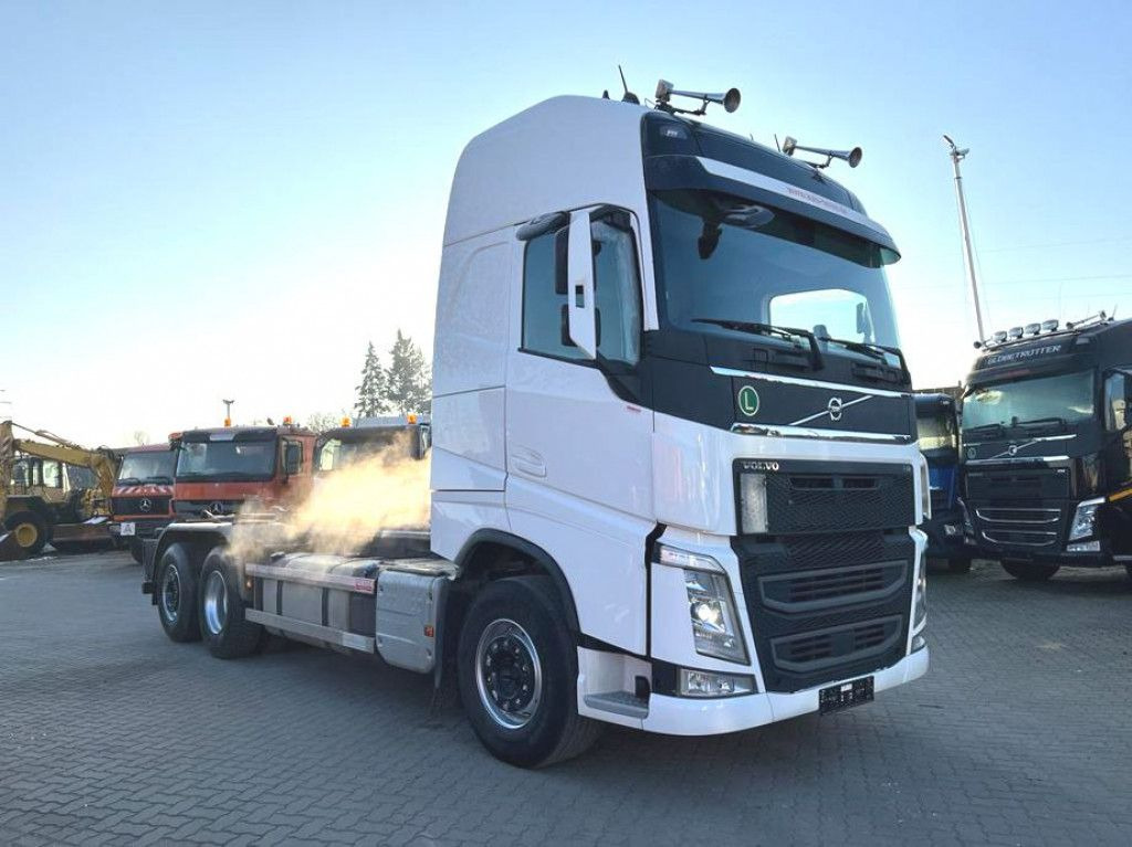 Volvo FH 500 6x2 Abrollkipper Funkfernbedienung - Мултилифт с кука камион: снимка 2 Volvo FH 500 6x2 Abrollkipper Funkfernbedienung - Мултилифт с кука камион: снимка 2