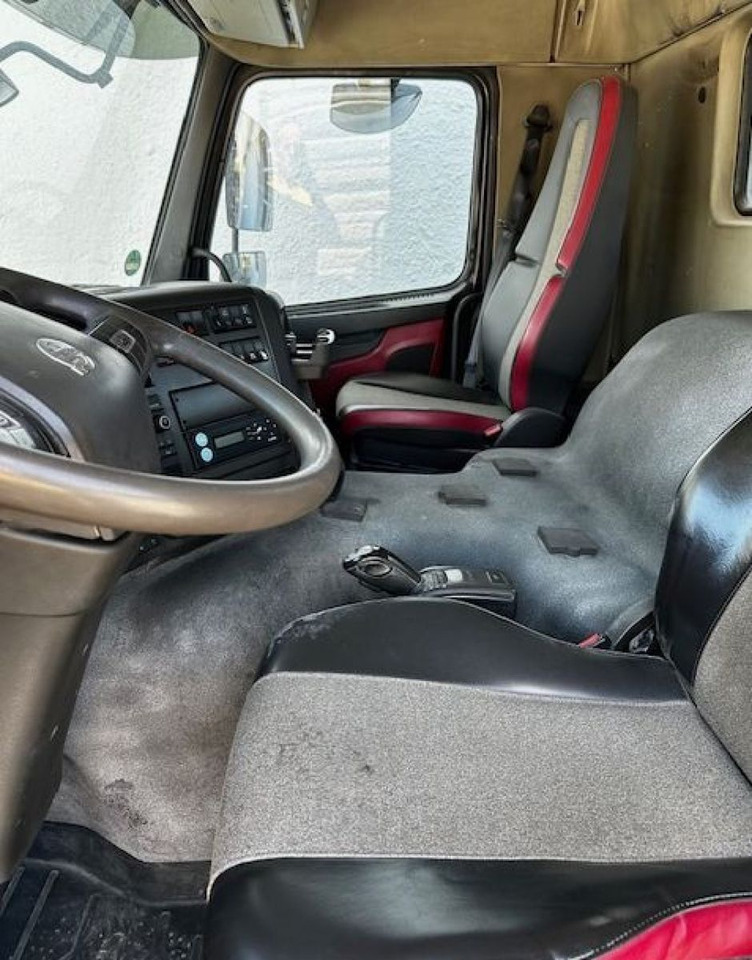 Volvo FM 420 4x2 Absetzkipper Meiller, Funk - Самосвал камион: снимка 4 Volvo FM 420 4x2 Absetzkipper Meiller, Funk - Самосвал камион: снимка 4