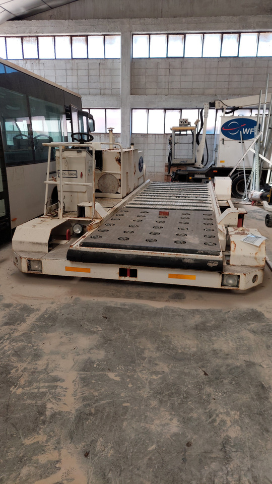 CLT-8 speedloader FMC - Товарач на контейнери/ Палети: снимка 1 CLT-8 speedloader FMC - Товарач на контейнери/ Палети: снимка 1