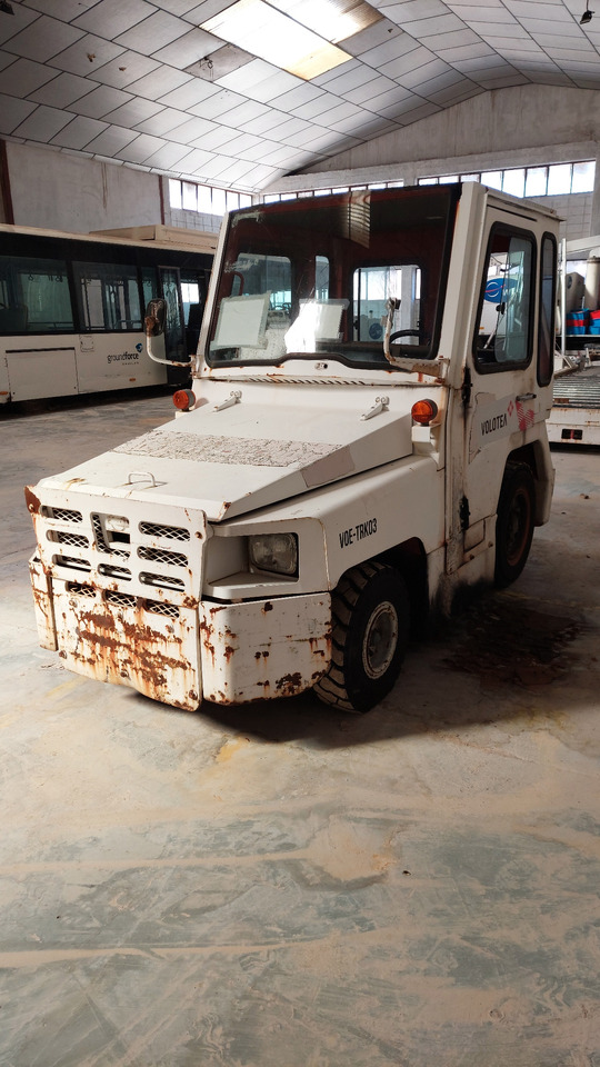 FV02 Nissan Baggage Tractor - Влекач за багаж: снимка 1 FV02 Nissan Baggage Tractor - Влекач за багаж: снимка 1