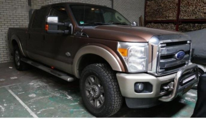 Ford F250 - Пикап: снимка 4 Ford F250 - Пикап: снимка 4