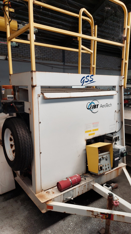 Размразител на самолети JBT GS320 Towable De-icer: снимка 9 Размразител на самолети JBT GS320 Towable De-icer: снимка 9