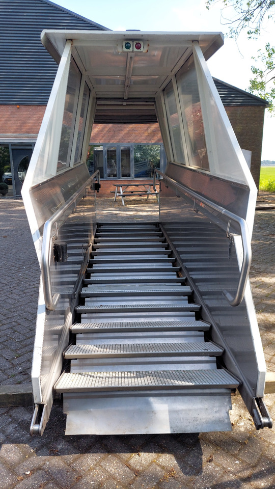 Passenger Stair SPS PTC-15 - Пътническа стълба: снимка 3 Passenger Stair SPS PTC-15 - Пътническа стълба: снимка 3