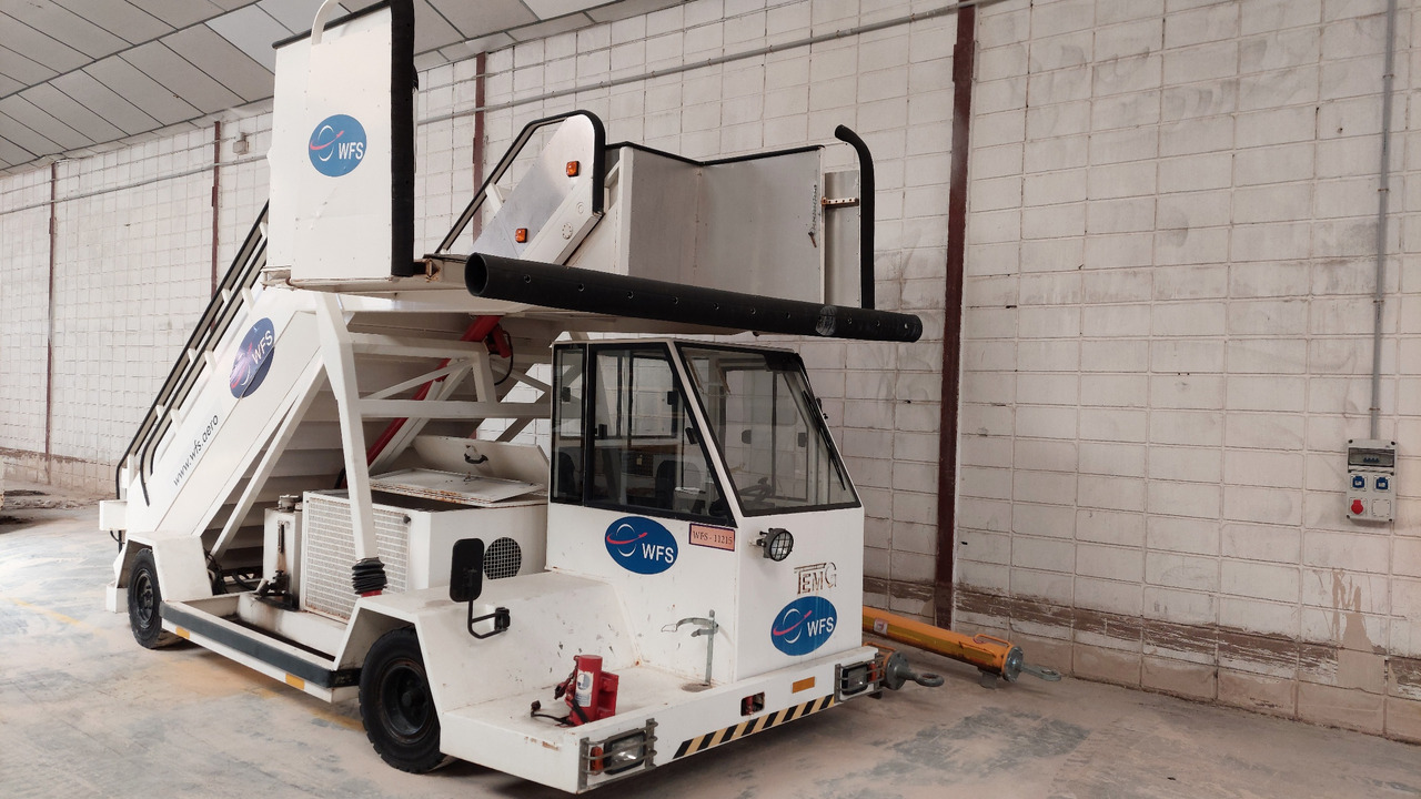 TG-2244 TEMG Passenger stairs - Пътническа стълба: снимка 1 TG-2244 TEMG Passenger stairs - Пътническа стълба: снимка 1