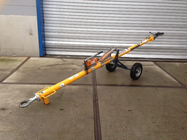 Towbar Fokker 70-100 - Техника за наземно обслужване: снимка 1 Towbar Fokker 70-100 - Техника за наземно обслужване: снимка 1