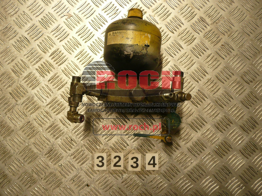 9S004383 REV-B SN-C867 4/1 + HYDROAKUMULATOR PARKER V-0,75L - Хидравличен клапан: снимка 1 9S004383 REV-B SN-C867 4/1 + HYDROAKUMULATOR PARKER V-0,75L - Хидравличен клапан: снимка 1