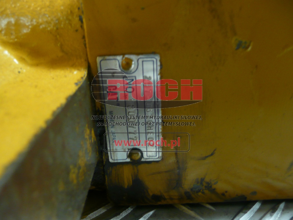 CATERPILLAR 297-0370 HE02 1800777 - 2 SEKCYJNY + 196-0826 HF00 + 199-1910 + CEWKA - Хидравличен клапан: снимка 2 CATERPILLAR 297-0370 HE02 1800777 - 2 SEKCYJNY + 196-0826 HF00 + 199-1910 + CEWKA - Хидравличен клапан: снимка 2
