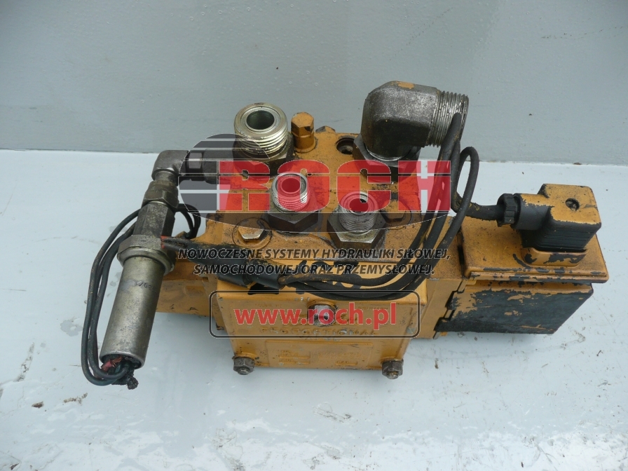 DANFOSS 157N2839 1 SEKCYJNY + 157B4225 + 6520 + 5310 - Хидравличен клапан за Верижен багер: снимка 1 DANFOSS 157N2839 1 SEKCYJNY + 157B4225 + 6520 + 5310 - Хидравличен клапан за Верижен багер: снимка 1