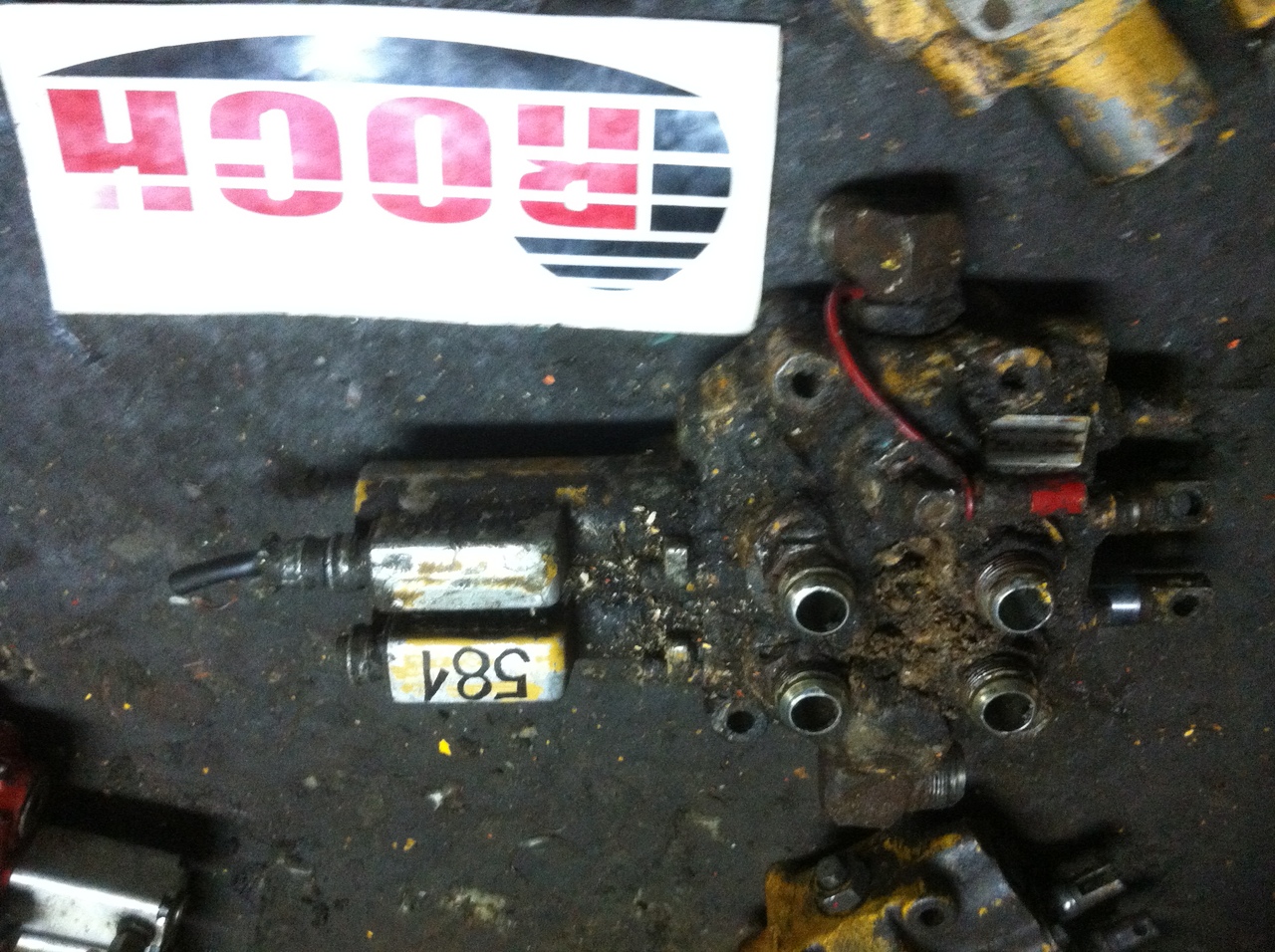 HYDRECO V46RF166A 2200 - 2 SEKCYJNY - Хидравличен клапан за Строителна техника: снимка 1 HYDRECO V46RF166A 2200 - 2 SEKCYJNY - Хидравличен клапан за Строителна техника: снимка 1