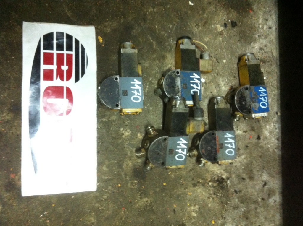 MANNESMANN REXROTH 4WE6D53/AG24NZ4 443143/3 - 1 SEKCYJNY + KOŚĆ G607/01 + CEWKA GU35-4 24VDC 26W - Хидравличен клапан за Строителна техника: снимка 1 MANNESMANN REXROTH 4WE6D53/AG24NZ4 443143/3 - 1 SEKCYJNY + KOŚĆ G607/01 + CEWKA GU35-4 24VDC 26W - Хидравличен клапан за Строителна техника: снимка 1