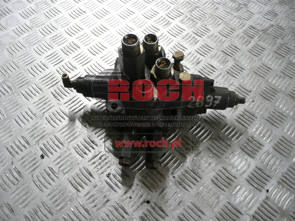 SHIBAURA ET22D-11A 35GI A288 0288 0301004 - 1 SEKCYJNY - Хидравличен клапан: снимка 1 SHIBAURA ET22D-11A 35GI A288 0288 0301004 - 1 SEKCYJNY - Хидравличен клапан: снимка 1