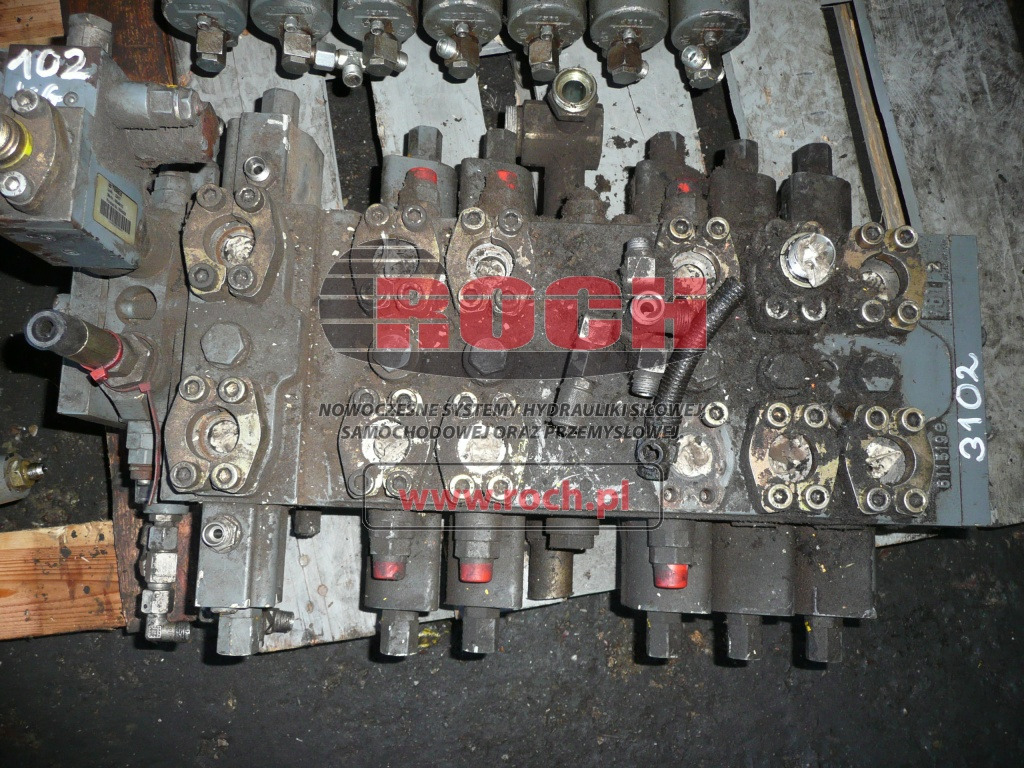 TEREX R901010059 M7-1507-32/7M7-20 6049658 3 611519 - 6 SEKCYJNY + 22437 6064258 - Хидравличен клапан: снимка 2 TEREX R901010059 M7-1507-32/7M7-20 6049658 3 611519 - 6 SEKCYJNY + 22437 6064258 - Хидравличен клапан: снимка 2