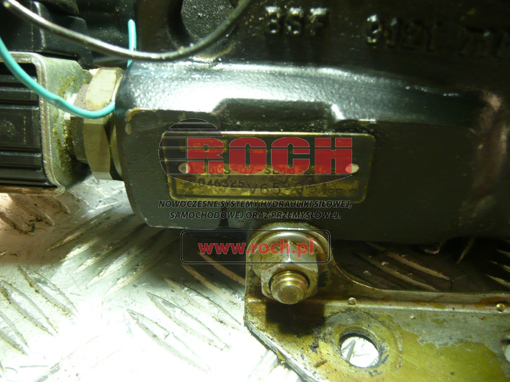 VOAC 90LS-07-SE18-046L-5046325 V65 951 SE-3 91217196-01 - 7 SEKCYJNY + 3768317 TM58401 24V + CCP024D 24VDC 18W - Хидравличен клапан: снимка 2 VOAC 90LS-07-SE18-046L-5046325 V65 951 SE-3 91217196-01 - 7 SEKCYJNY + 3768317 TM58401 24V + CCP024D 24VDC 18W - Хидравличен клапан: снимка 2