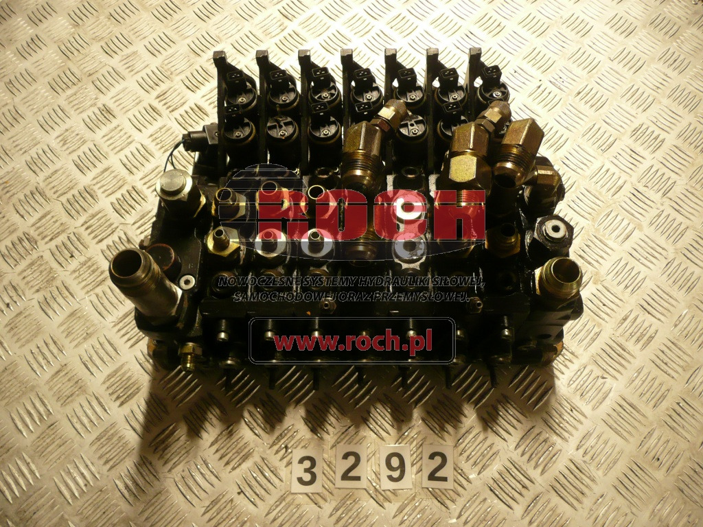VOAC 90LS-07-SE18-046L-5046325 V65 951 SE-3 91217196-01 - 7 SEKCYJNY + 3768317 TM58401 24V + CCP024D 24VDC 18W - Хидравличен клапан: снимка 1 VOAC 90LS-07-SE18-046L-5046325 V65 951 SE-3 91217196-01 - 7 SEKCYJNY + 3768317 TM58401 24V + CCP024D 24VDC 18W - Хидравличен клапан: снимка 1
