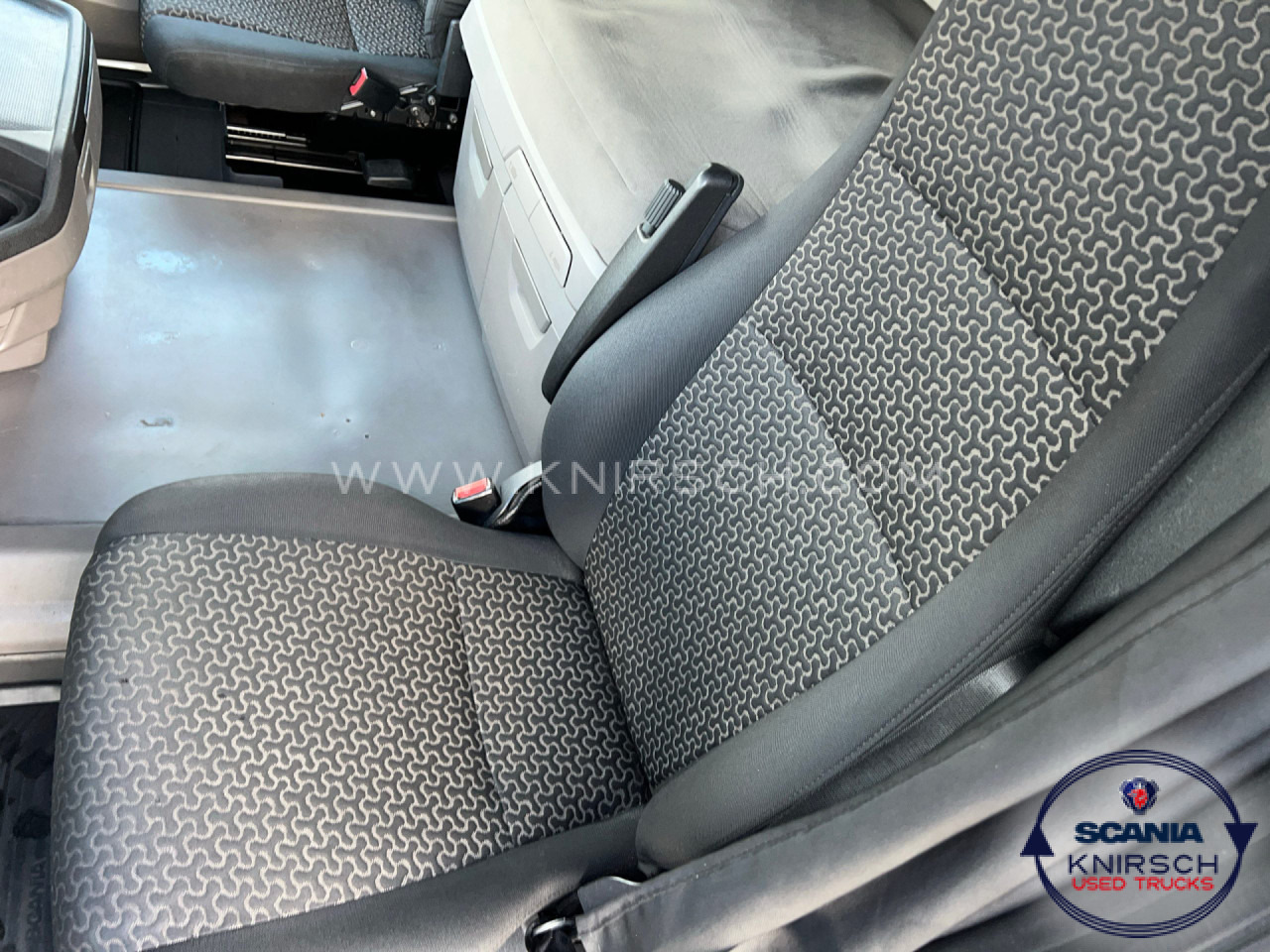 SCANIA R450A4X2NA PTO ADR FL - Влекач: снимка 4 SCANIA R450A4X2NA PTO ADR FL - Влекач: снимка 4