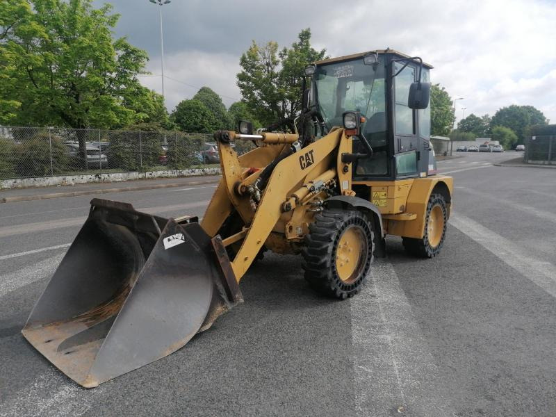 Caterpillar 904B - Колесен товарач: снимка 1 Caterpillar 904B - Колесен товарач: снимка 1