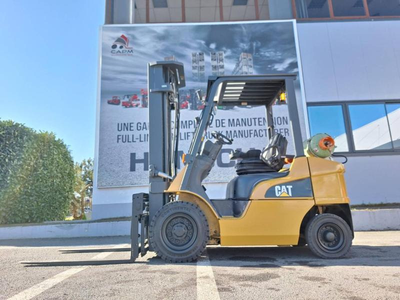 Caterpillar GP25NT - Газокар: снимка 3 Caterpillar GP25NT - Газокар: снимка 3