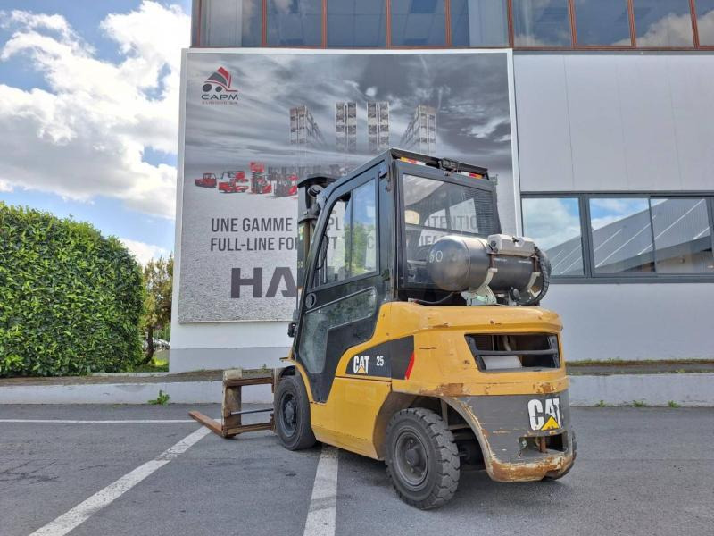 Caterpillar GP25NTD - Газокар: снимка 4 Caterpillar GP25NTD - Газокар: снимка 4