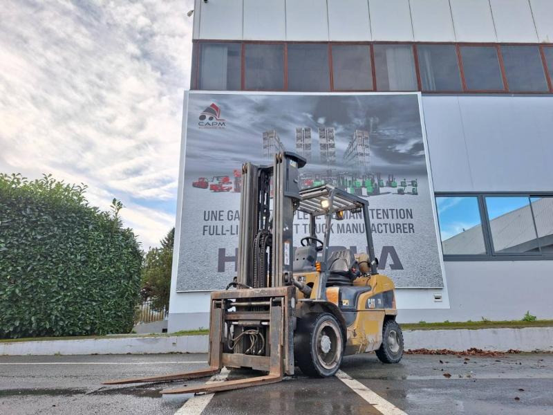 Caterpillar GP30NT - Газокар: снимка 1 Caterpillar GP30NT - Газокар: снимка 1