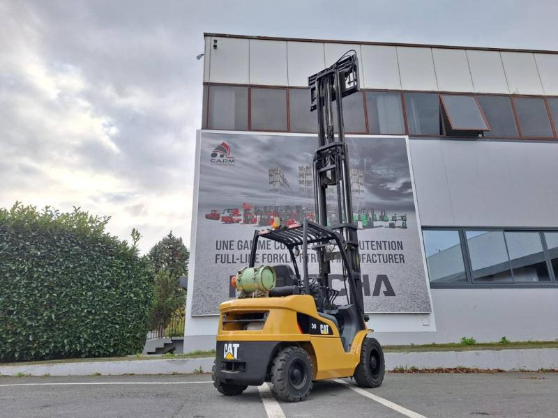 Газокар Caterpillar GP30NTD: снимка 9
