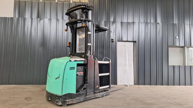 Caterpillar NOH10N - Ордер пикър - комисионер: снимка 3 Caterpillar NOH10N - Ордер пикър - комисионер: снимка 3