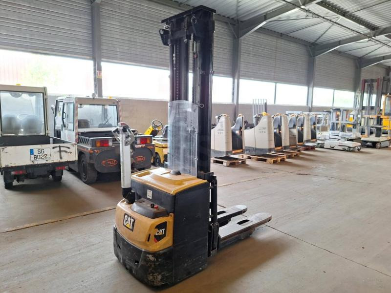 Caterpillar NSP16N2 - Стакер: снимка 2 Caterpillar NSP16N2 - Стакер: снимка 2